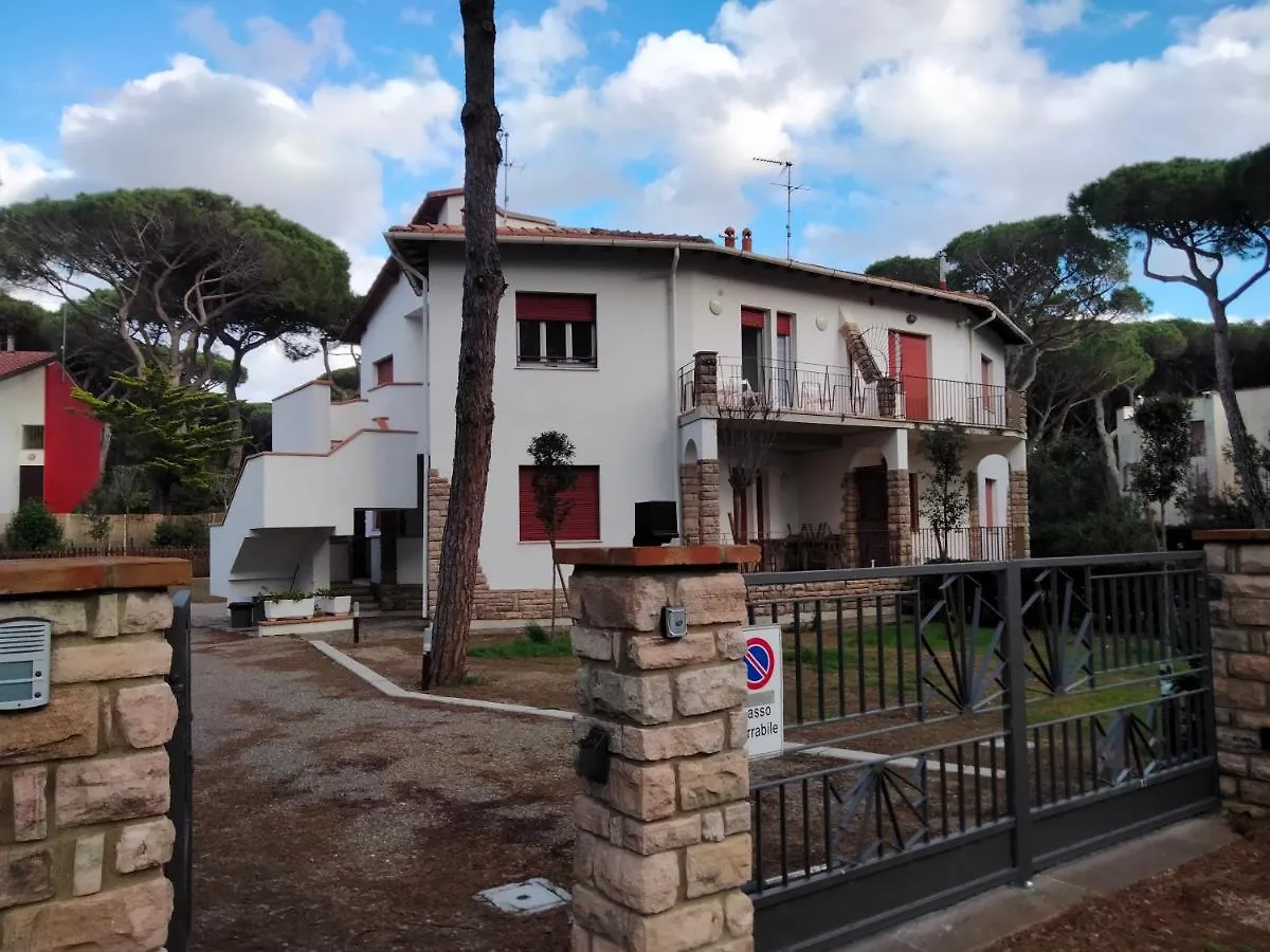 Ester A Soli 150M. Dal Mare Marina di Castagneto Carducci Lejlighed