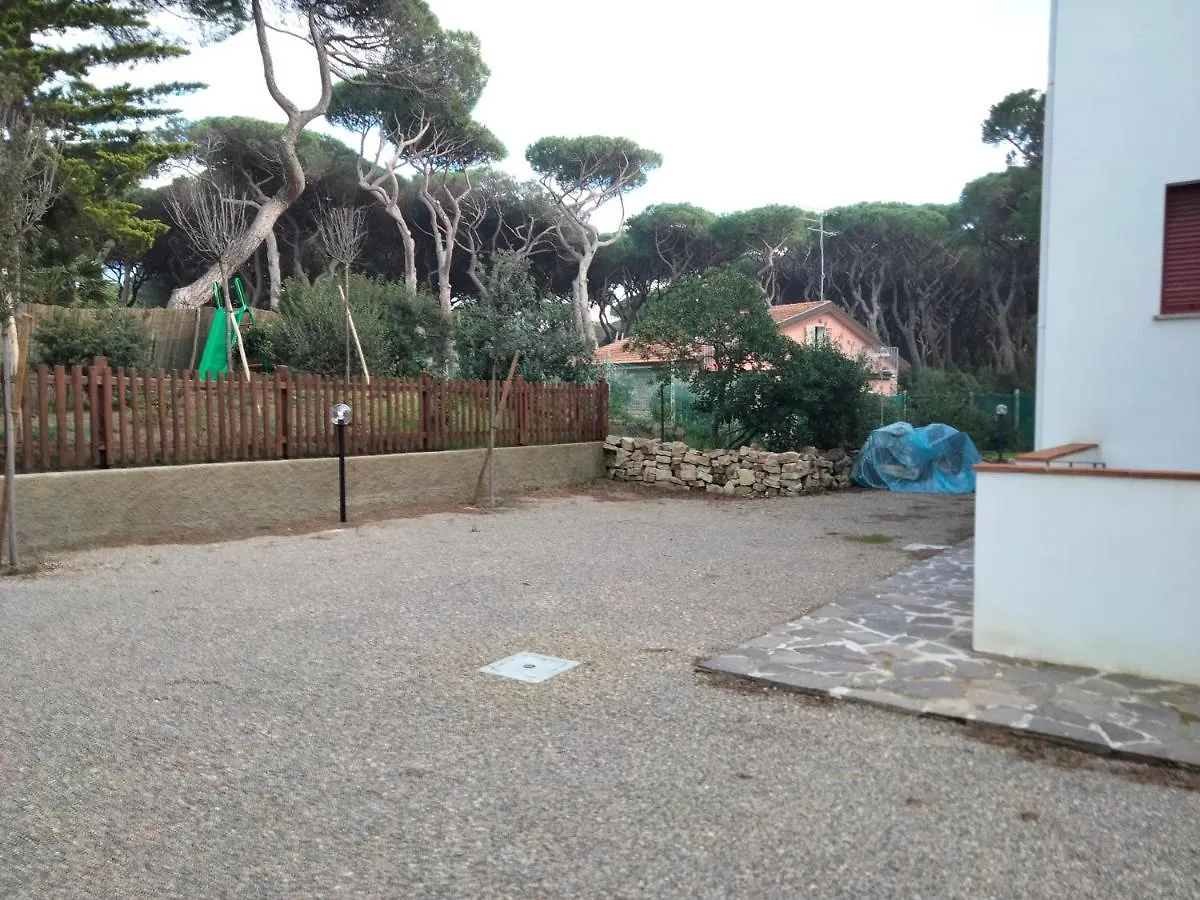Lejlighed Ester A Soli 150M. Dal Mare Marina di Castagneto Carducci Italien