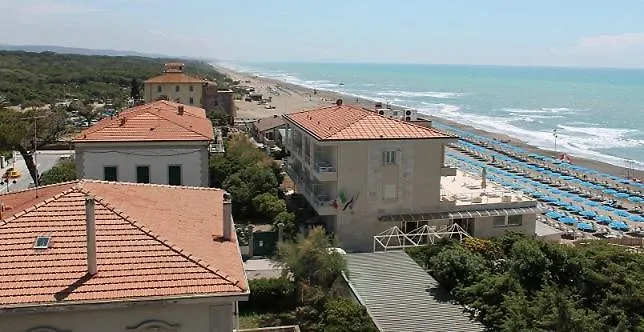 Ester A Soli 150M. Dal Mare Marina di Castagneto Carducci Lejlighed